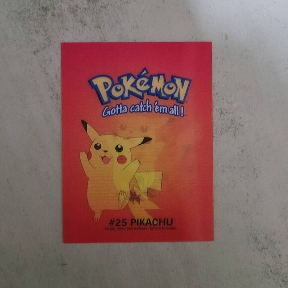 Vintage Hella Rare Pokémon Lenticular Holographic Pikachu #25 Card - Picture 4 of 9